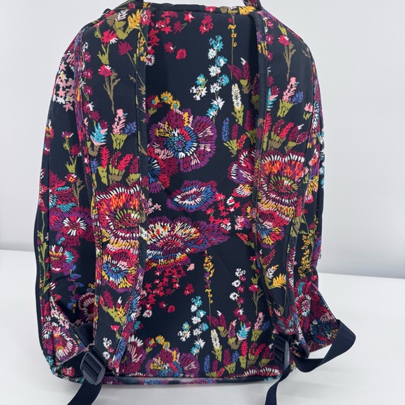 Vera‎ Bradley Backpack Lighten Up Essential Midnight Wildflowers Travel Bag - Picture 7 of 13